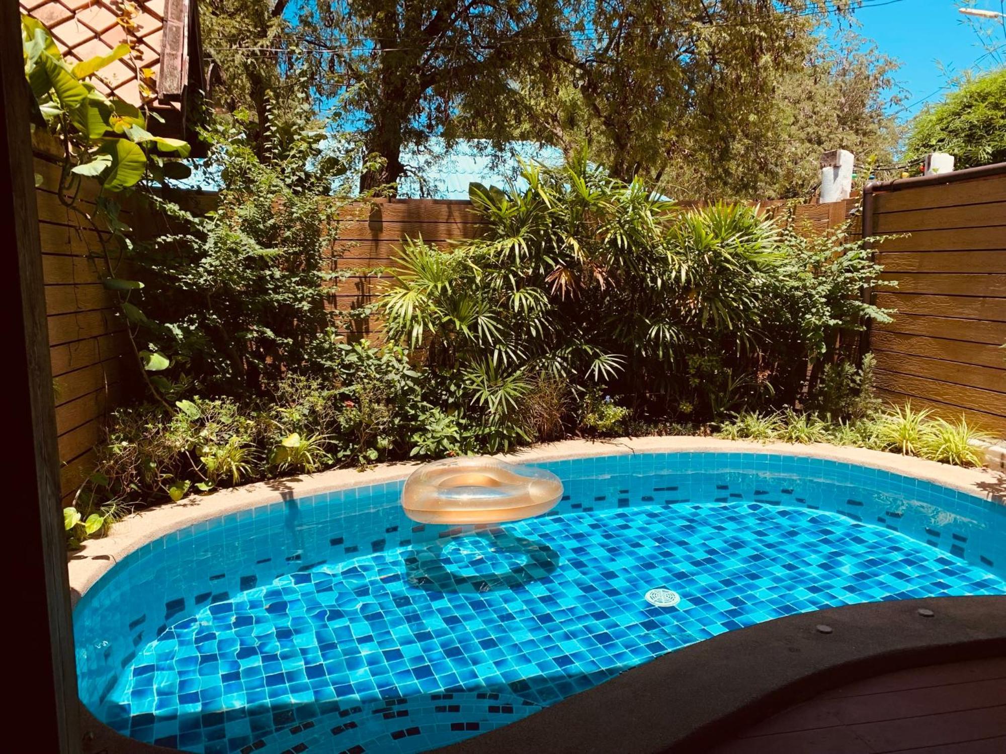 BTC Boutique Resort: Private Pool Villas in Hua Hin Exterior photo